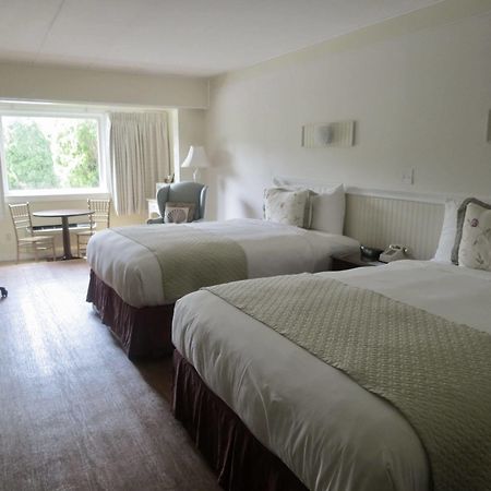 Shoreway Acres Inn Falmouth Bagian luar foto