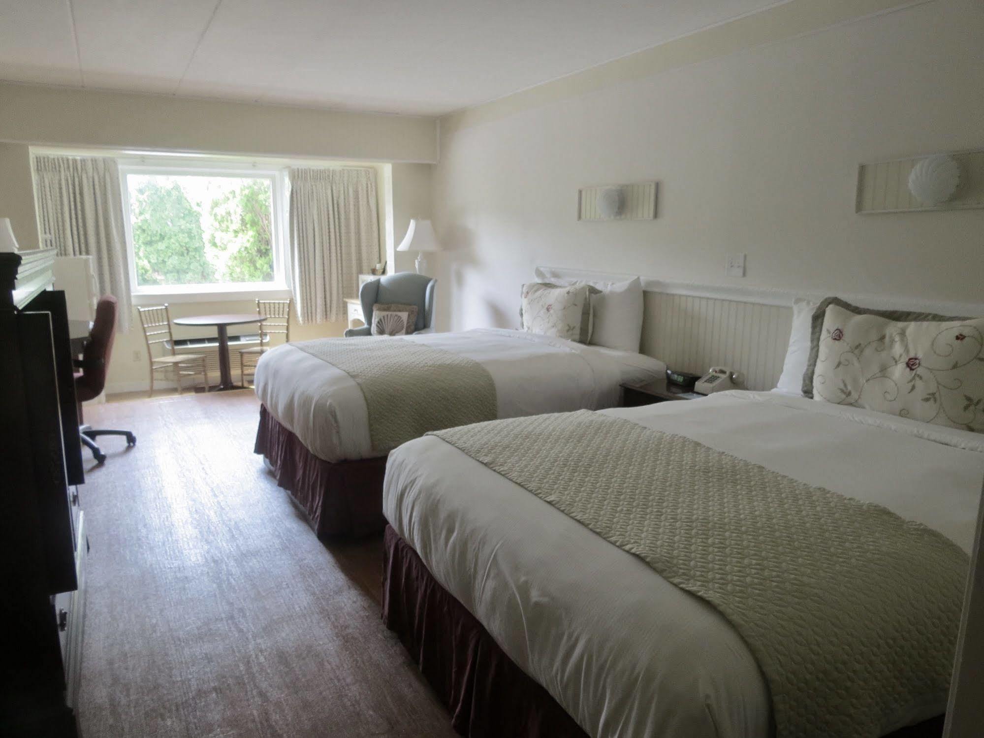 Shoreway Acres Inn Falmouth Bagian luar foto